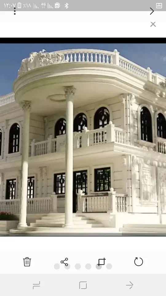 ویلای  در  خ سعدی کوجه گلستان قلعه سنگی