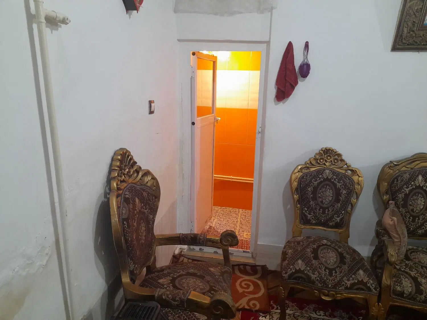 خانه در آخماقیه، رواسان و اندیشه