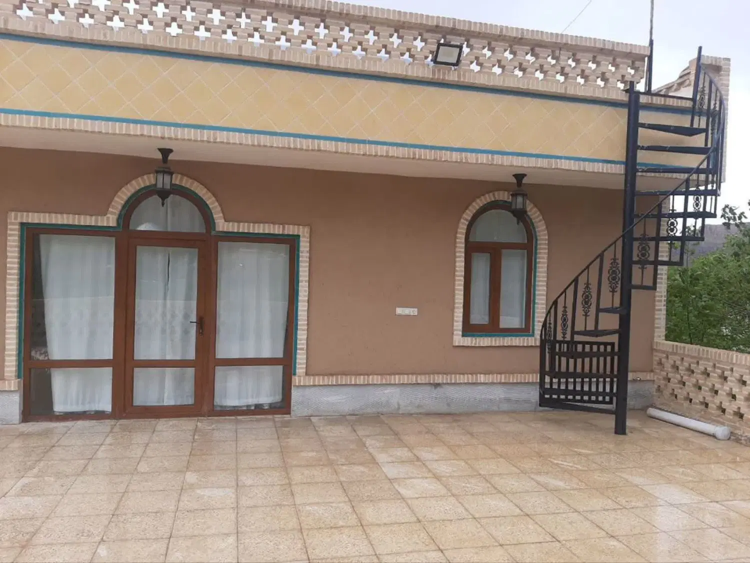 هم خانه