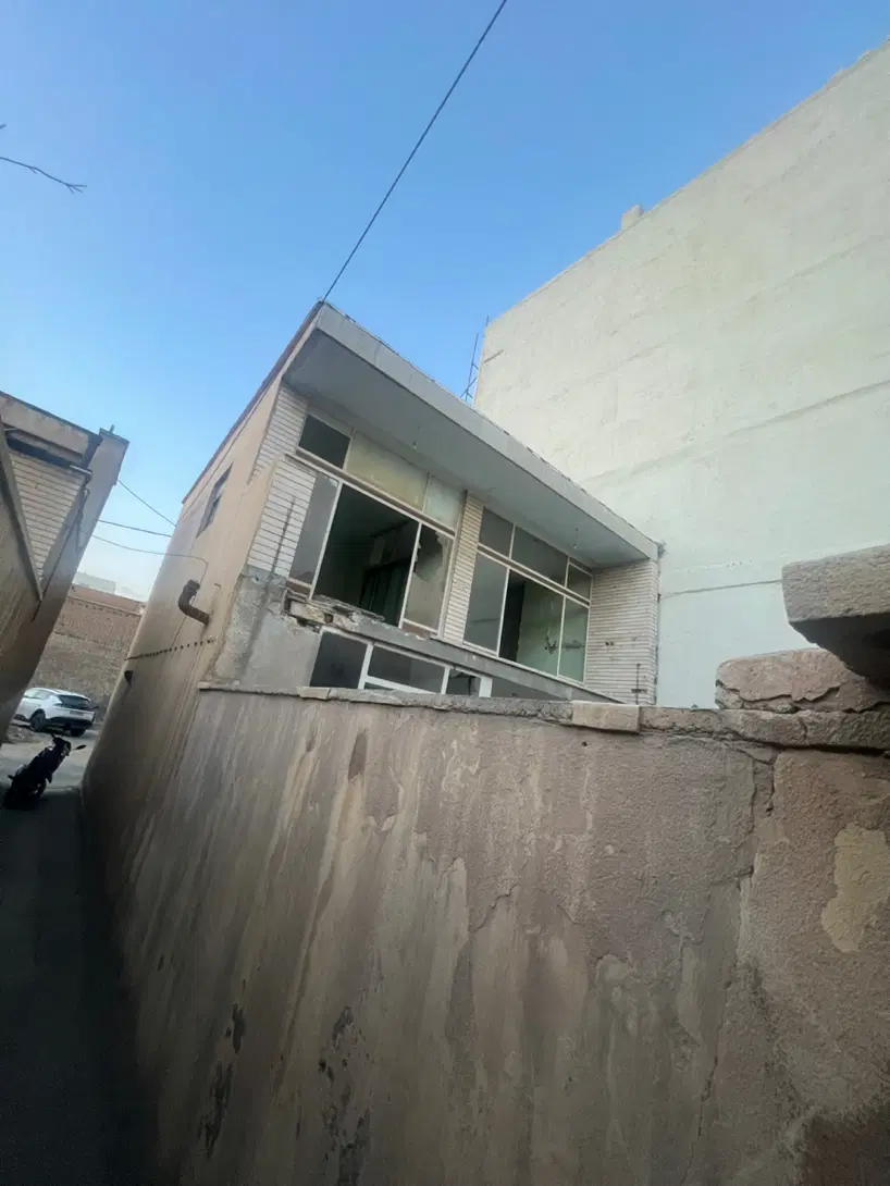 ویلایی ۱۲۵ متر دوطبقه دو نبش  نزدیک دروازه تهران