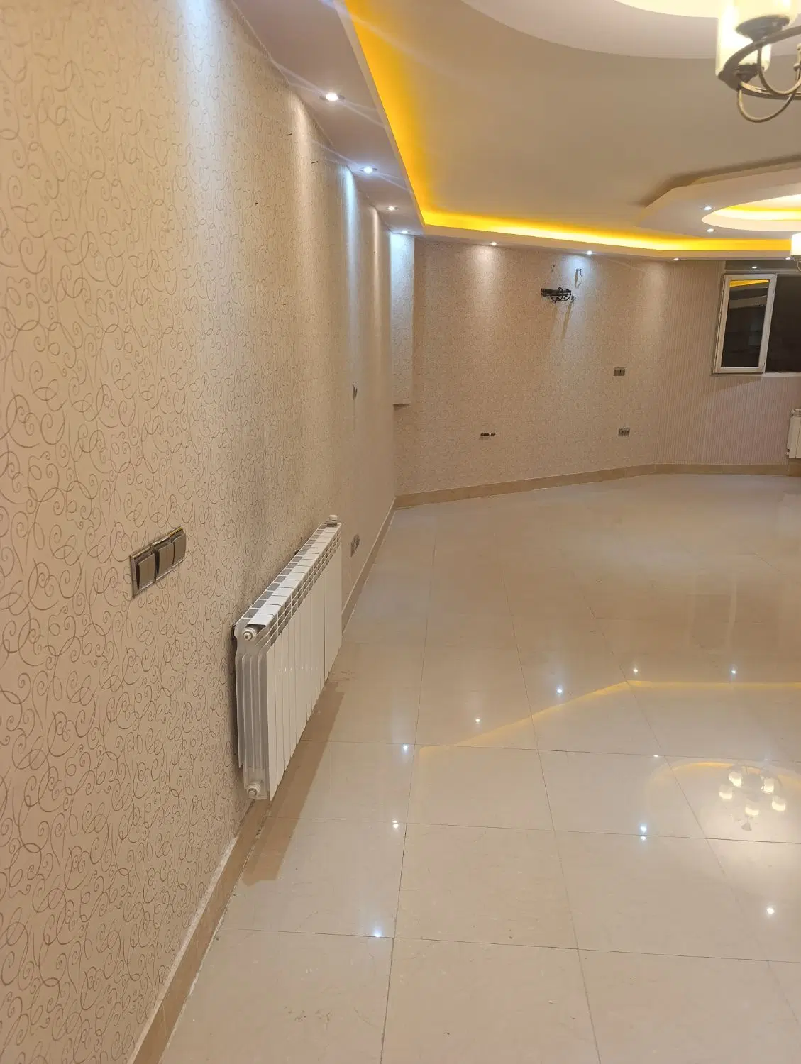 اپارتمان 160 متری خیابان دانشگاه کوچه 4