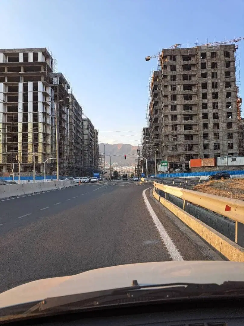 ۸۵ متر ترنج میدان ساحل
