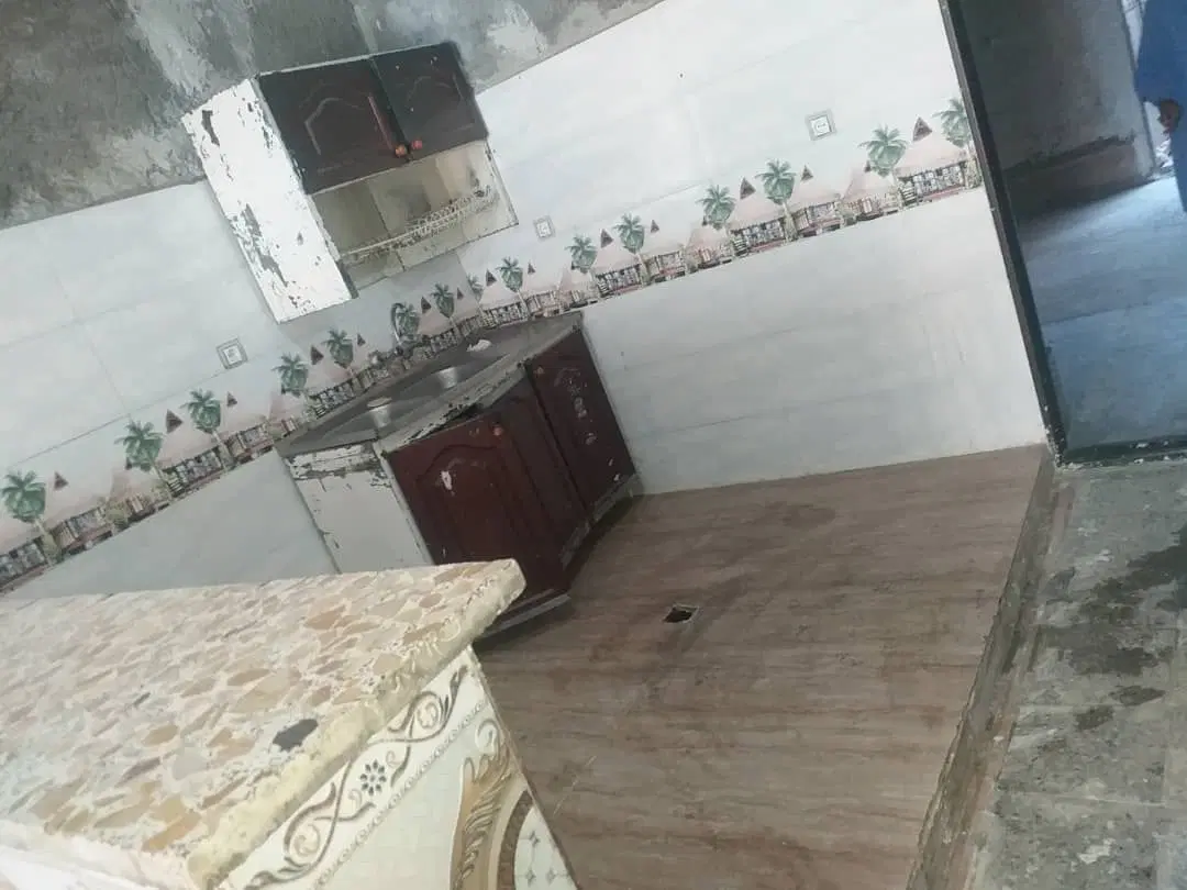 فروشی خیابان امام خمینی شرقی