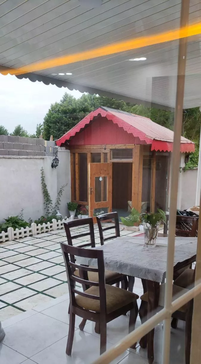 عمارت امیرعلی استخردار بیلیارد فوتبالدستی(مالک)