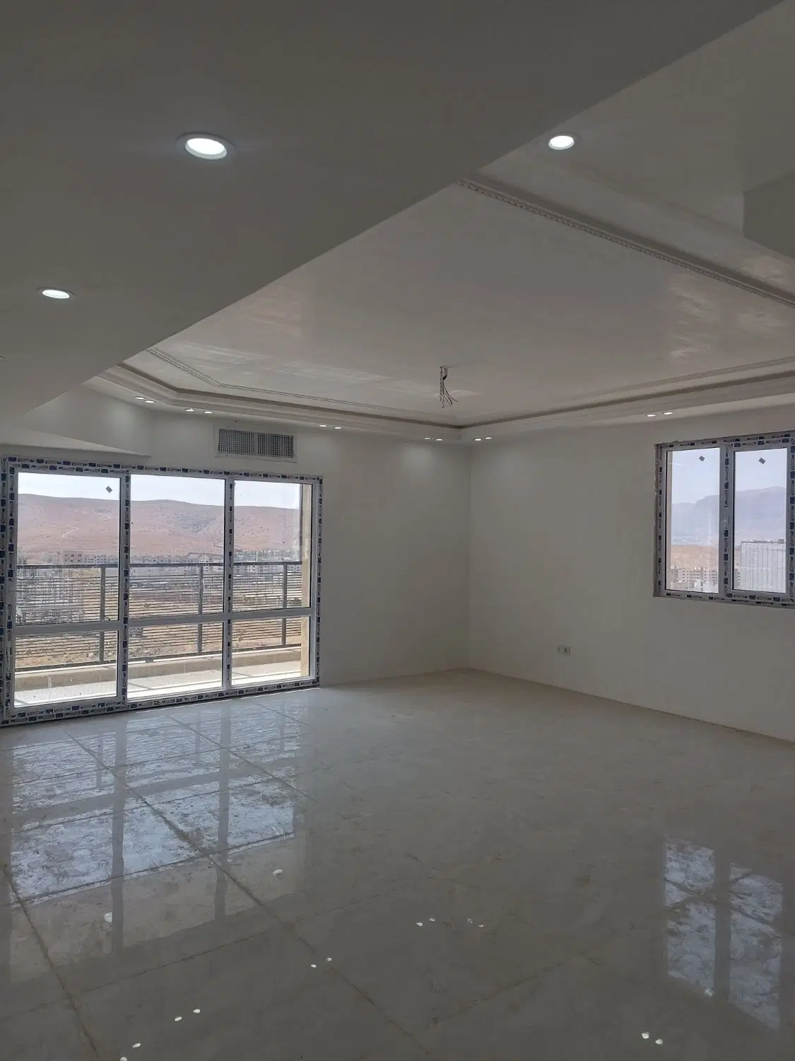 فروش آپارتمان ۳ خواب فاز ۲