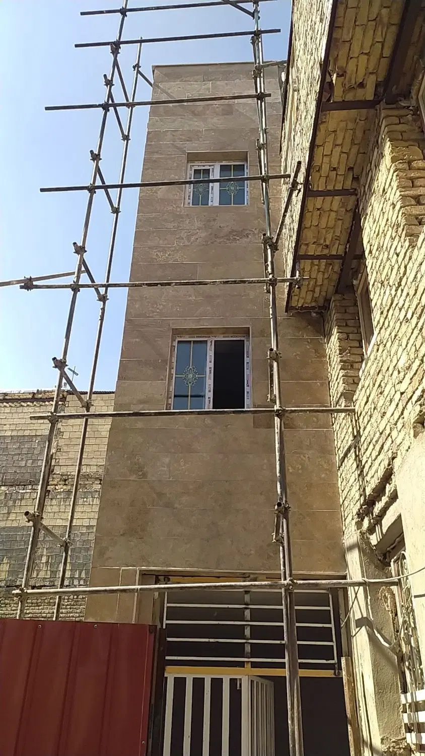 فروش خانه سه طبقه نوساز