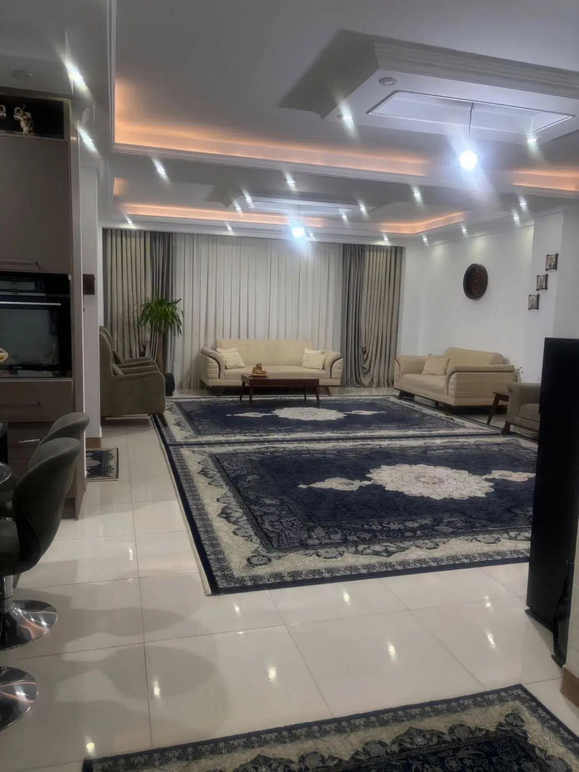 سه طبقه یکجا