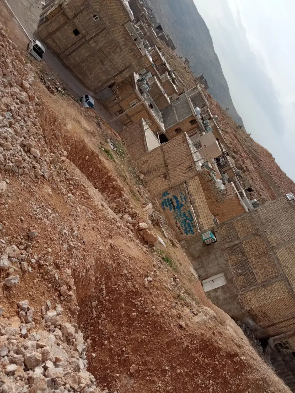 زمین مسکونی