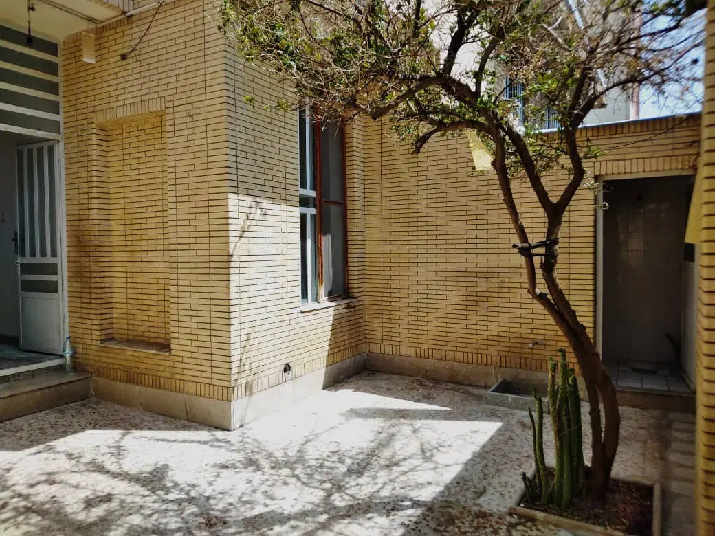 رهن کامل خانه دو خواب ویلایی دربست