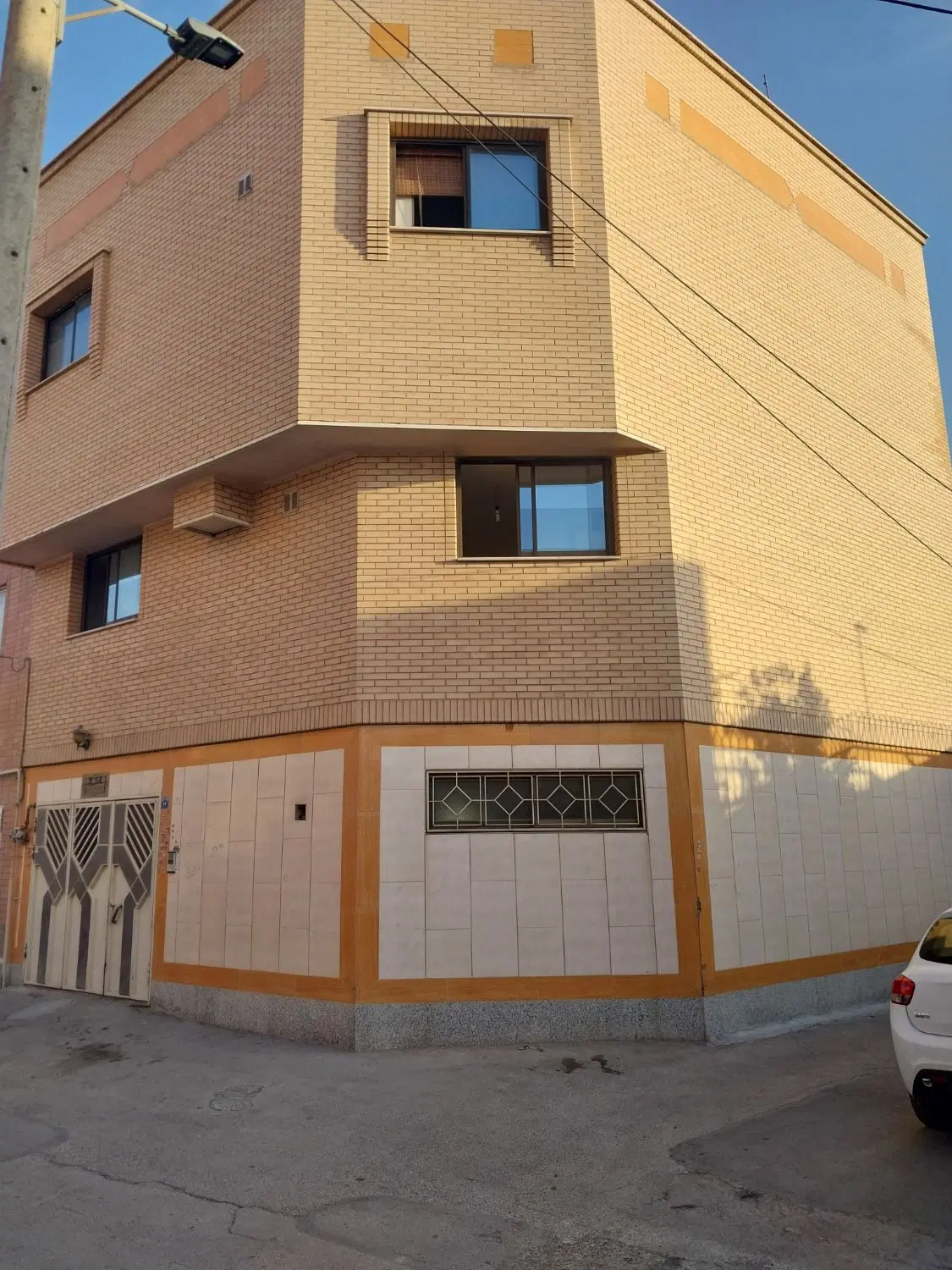 فروش ۳ طبقه سند‌دار