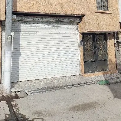 یک واحد آپارتمان به متراژ ۹۰  کاظم آباد پنجشنبه
