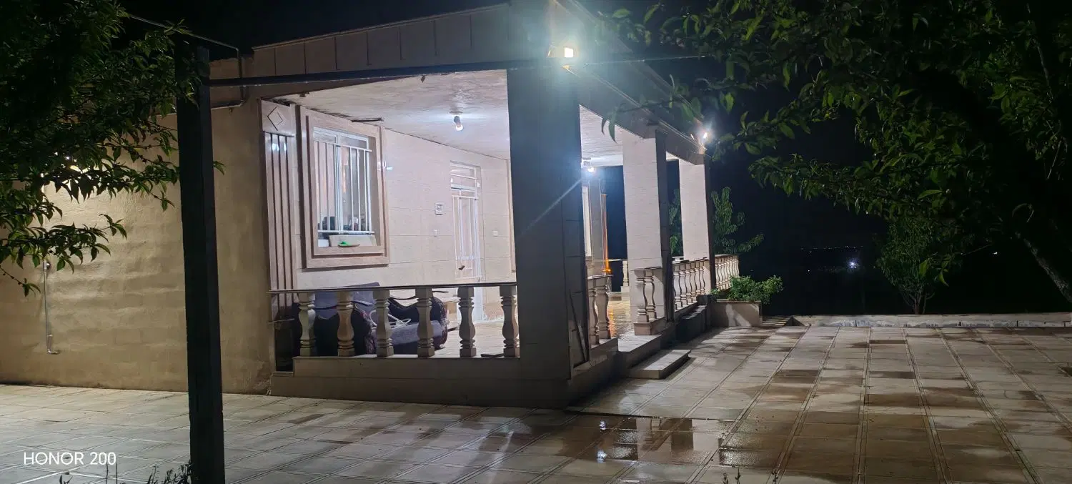 باغ ده ساله بر اصلی جاده 50متر دهنه