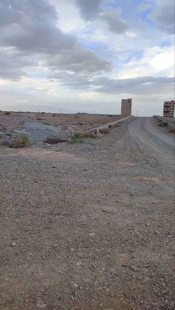 زمین کهریزک