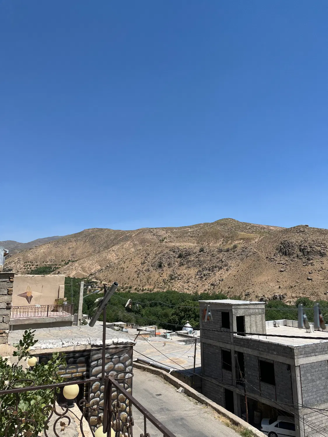 فروش خانه ویلایی در ارتیمان تویسرکان