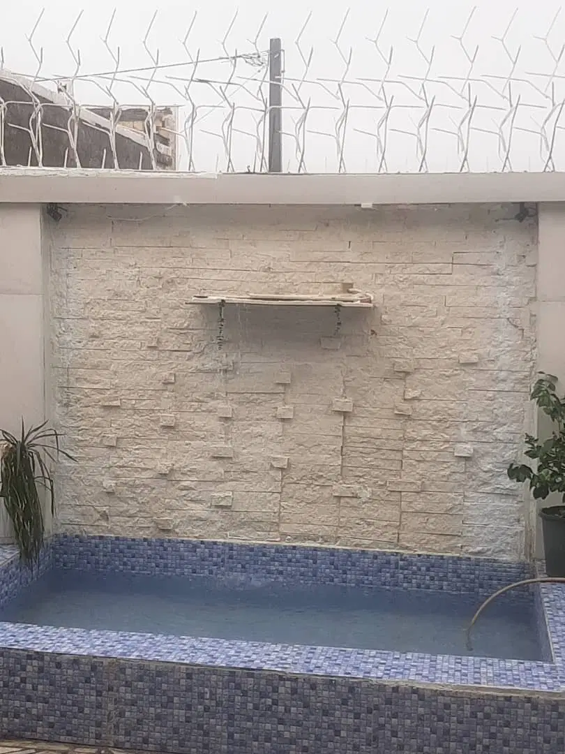 فروشنده  منزل  نجف شهر فاز 5