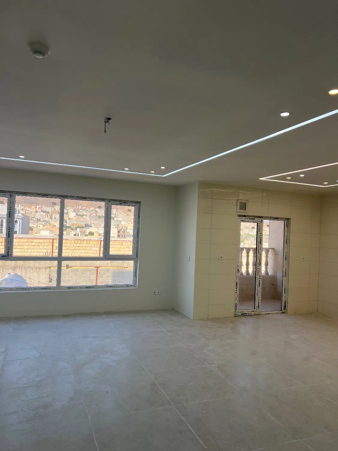 اپارتمان ۱۲۵متری نو ساز بر بعثت