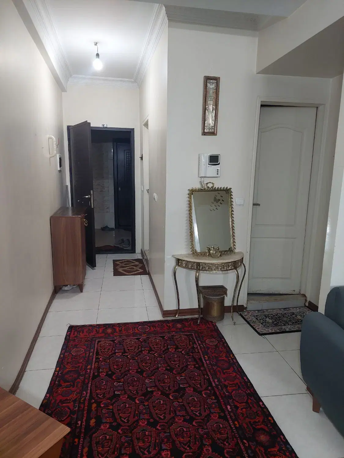 آپارتمان 75متری دو خوابه با پارکینگ