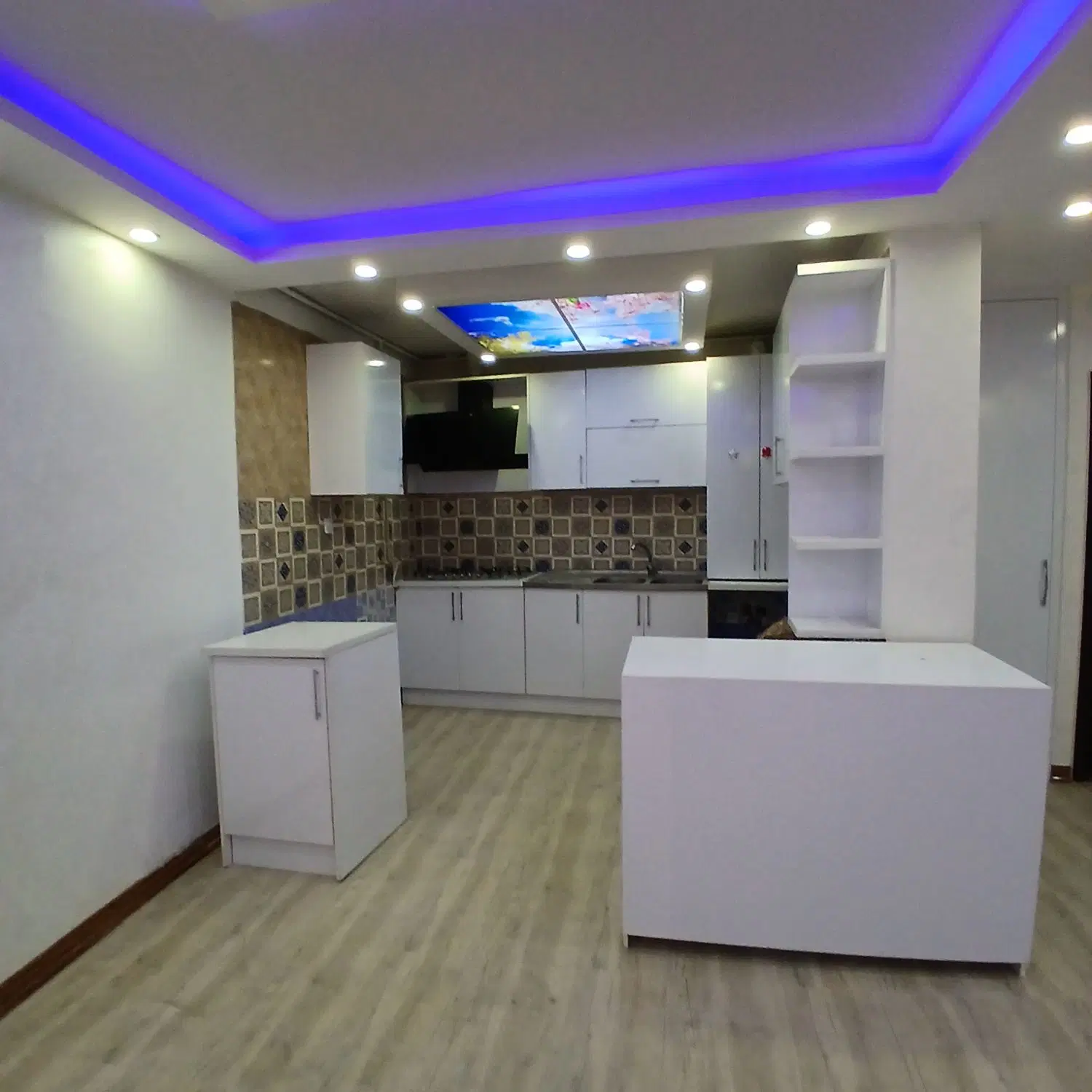 فروش تخصصی تعدادی خانه ویلایی فول....