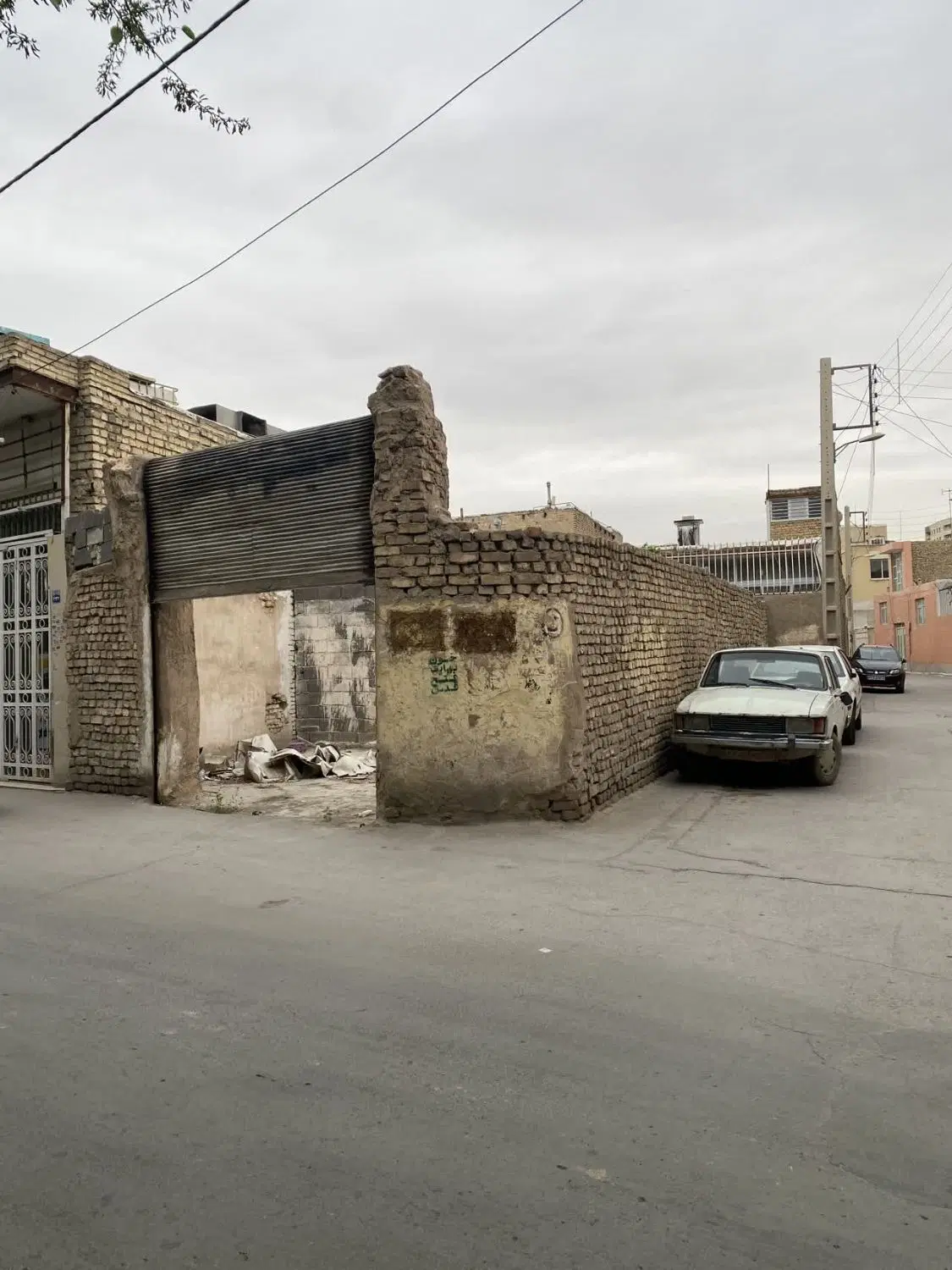 زمین ۹۸مترخیابان  خیابان رباط