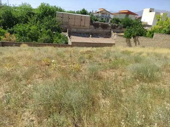 زمین در کوشک زر
