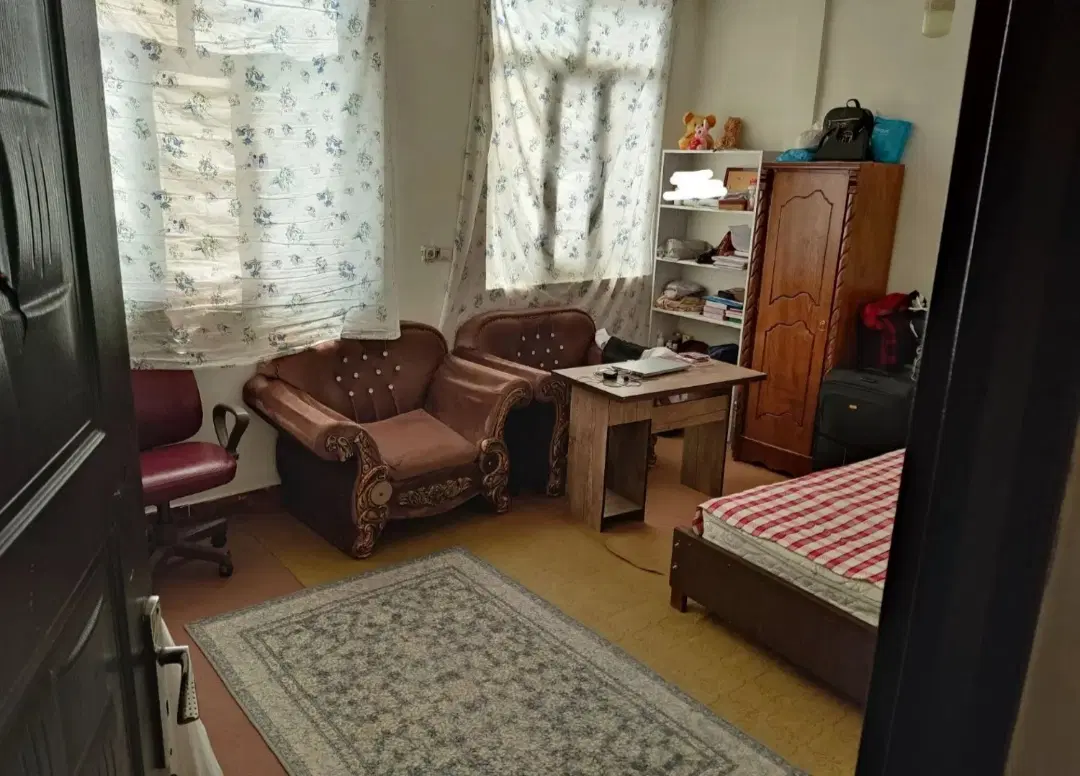 فروش خانه ویلایی مرتب دوبلکس با پارکینگ سرخلیژه