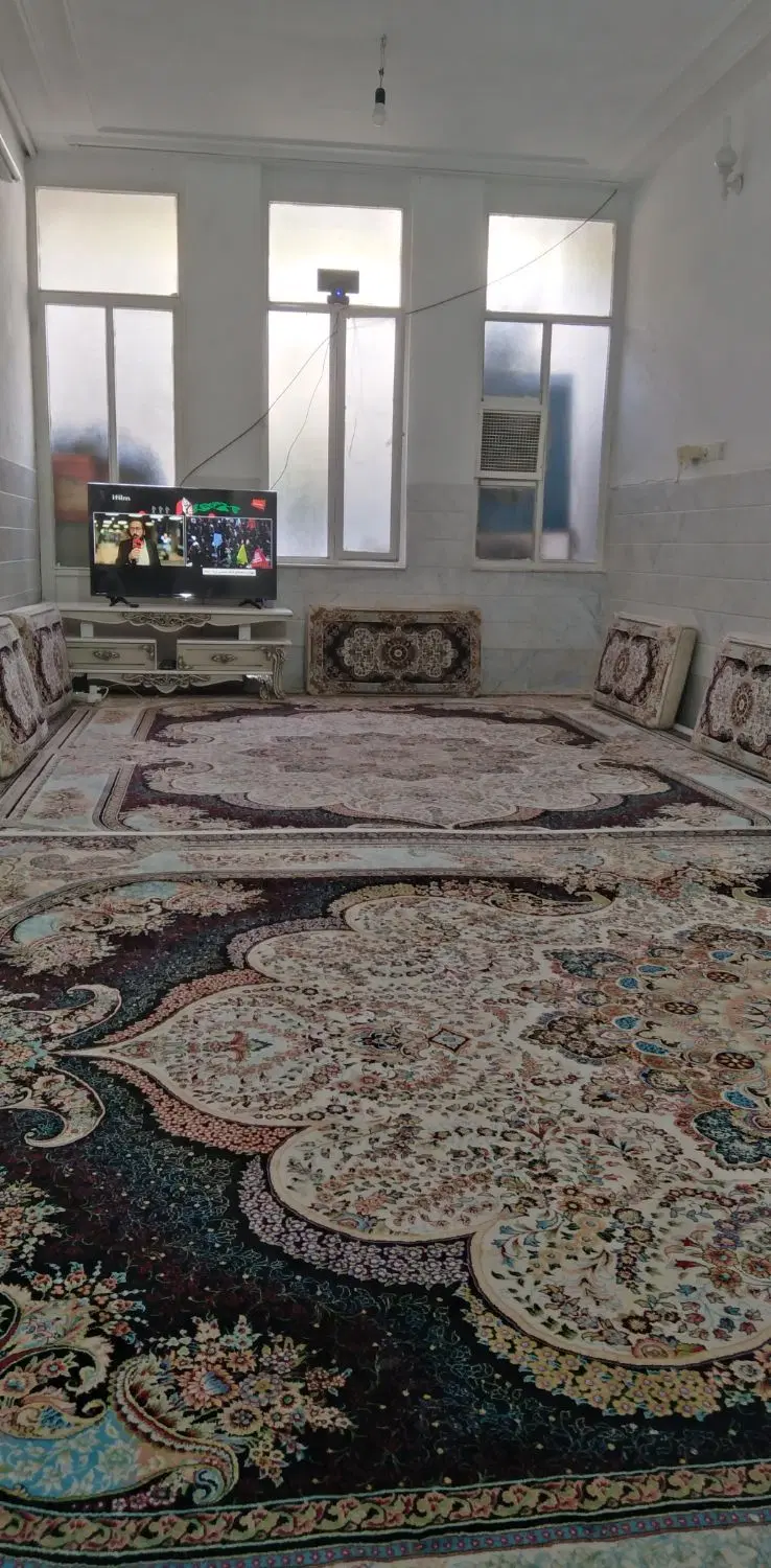 خونه اجاره یی زیر زمین تمیز دلباز گلخانه یی
