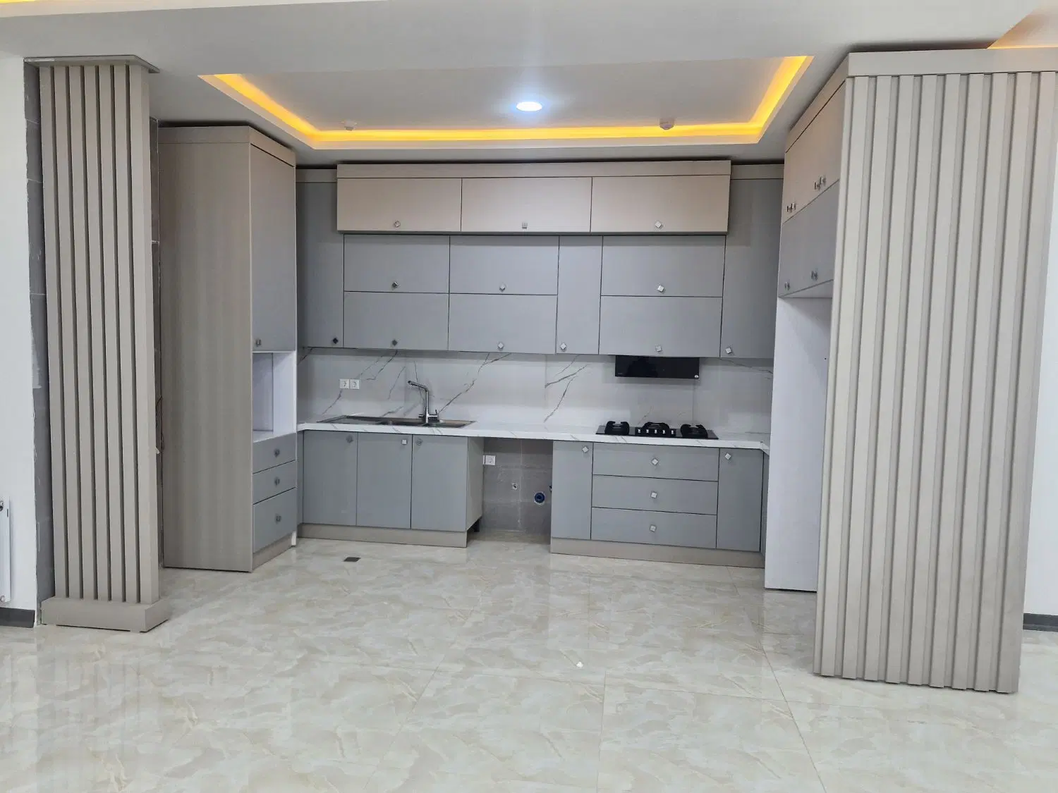 معاوضه آپارتمان ۳ خواب در مدرس با واحد ۲ خواب