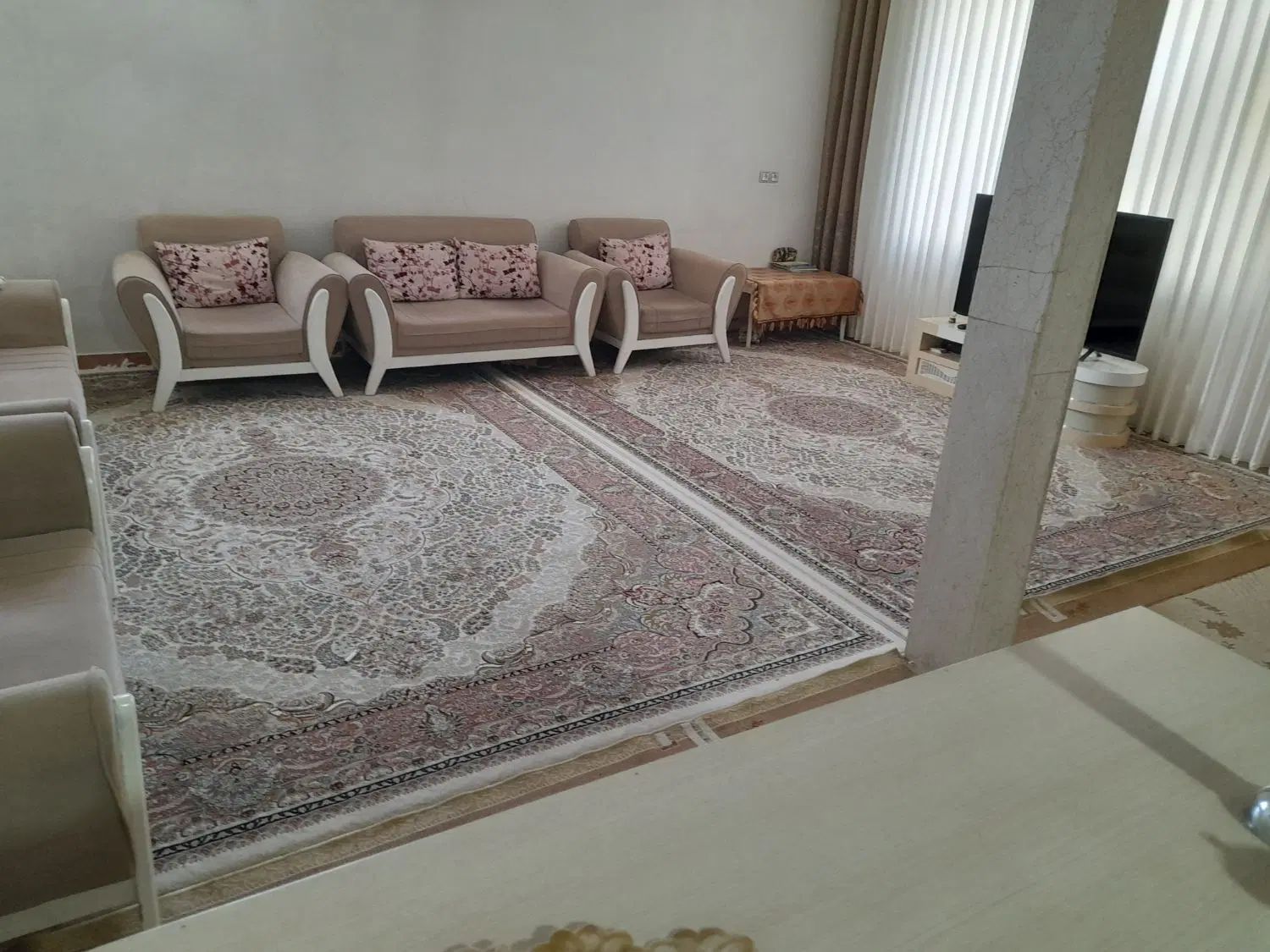 خانه ۸۰ متری شهیاد پشت میدان بار