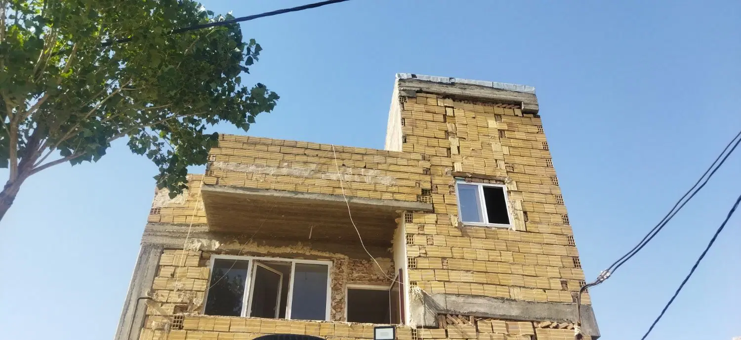 اجازه حیاط درالوارسفلی