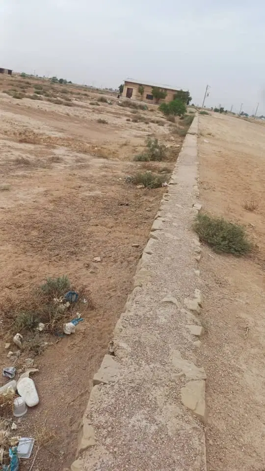 ۱۰۷۸ متر زمین بر  کانال عین ۲