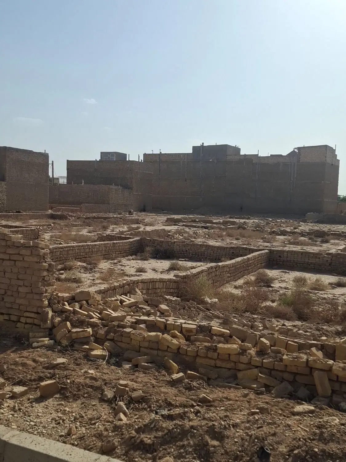زمین مسکونی