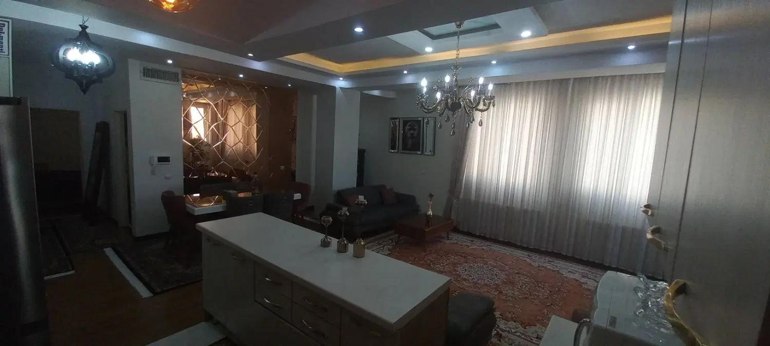 ۹۸ متر بازسازی شده، پردیس، نوسا