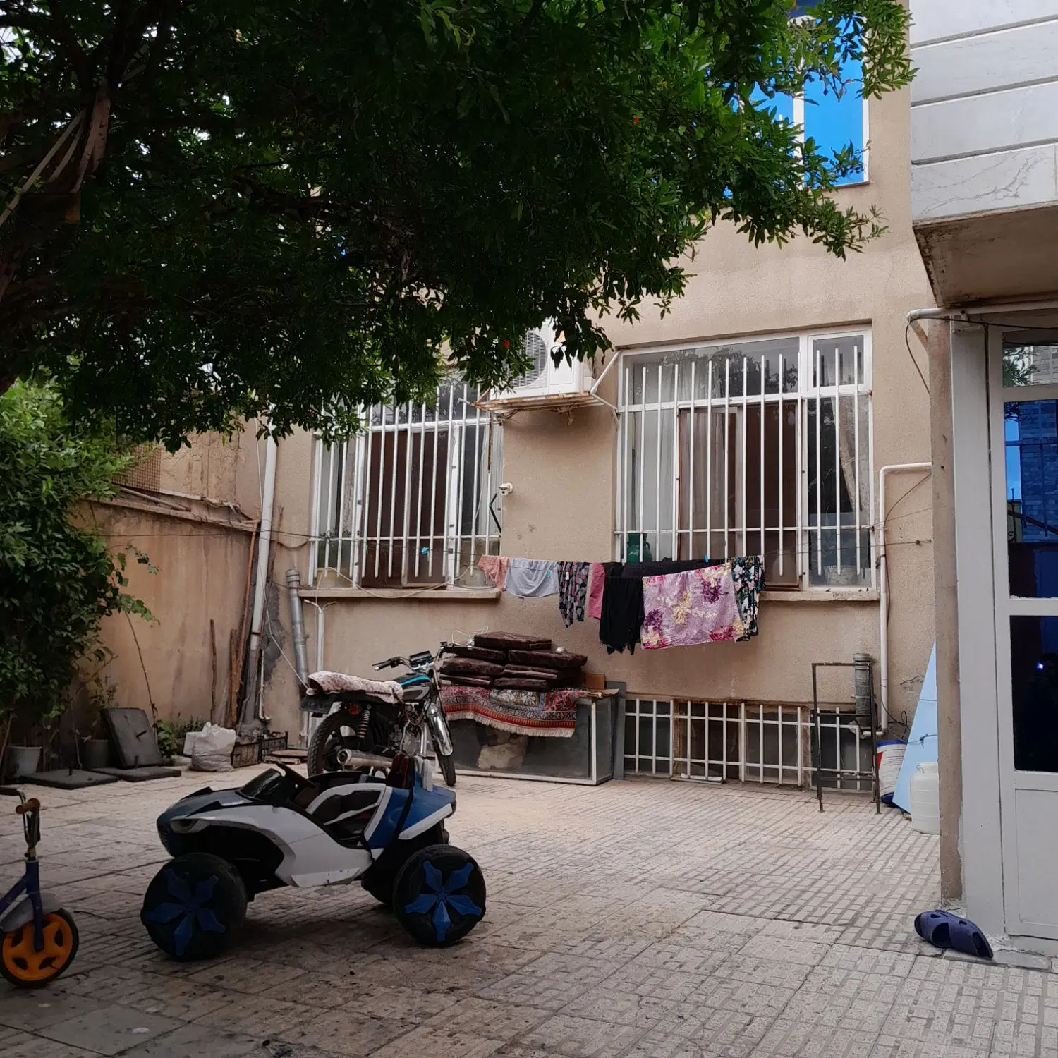 خانه اجاری بلوار طاق بستان کوچه ۱۳۰