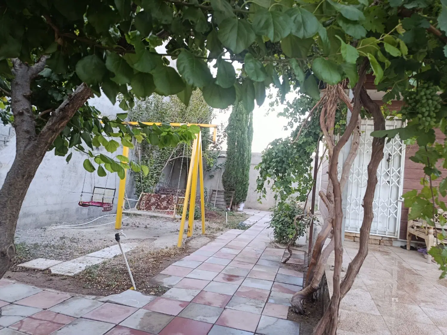 باغ ویلا مبله با لوکیشن فوق‌العاده