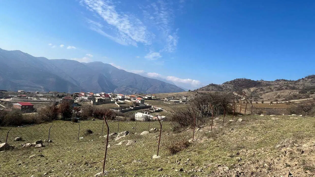 زمین در روستای رضی