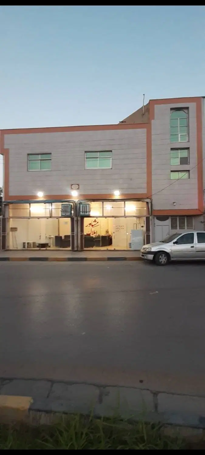 رهن و اجاره مغازه ۴۴ متری