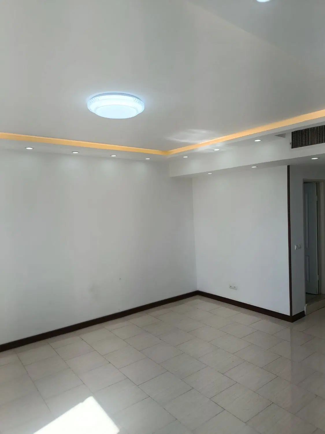 فروش آپارتمان 85متری شهرک ابریشم