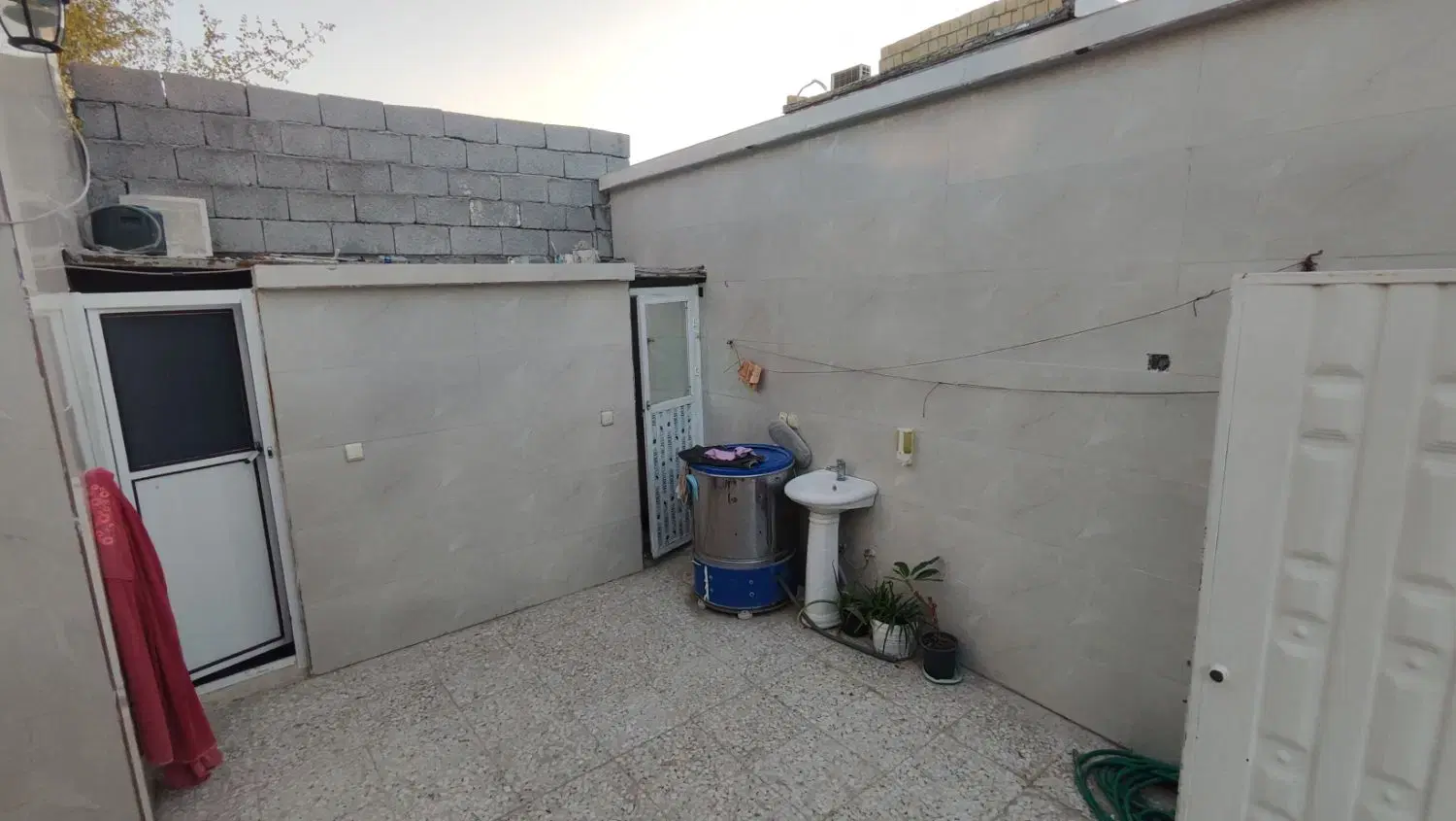 ویلایی 2خواب ایسین، معاوضه بامغازه ایسین