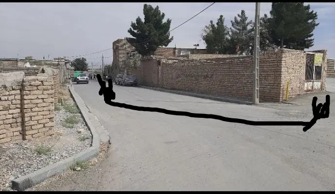 خانه ویلایی حاشیه جاده شهراباد