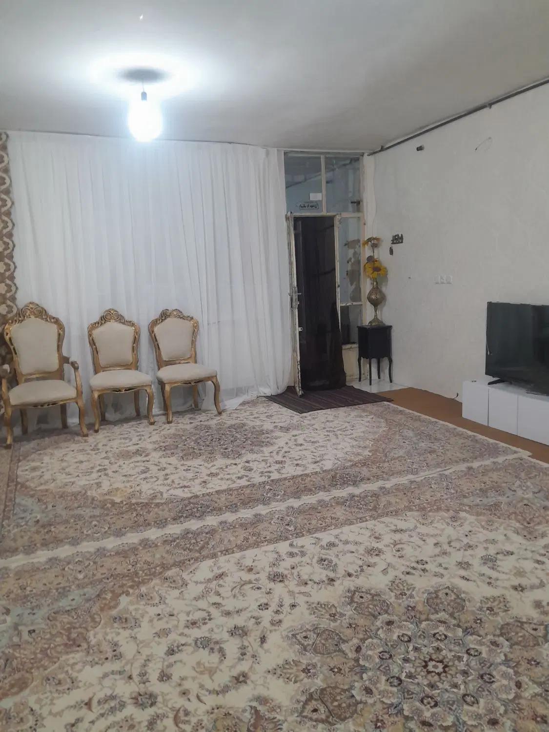 خانه دوطبقه میدان کوروش