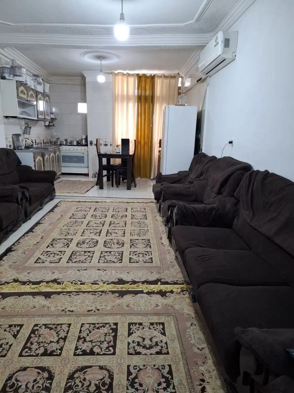 ساختمان تجاری مسکونی