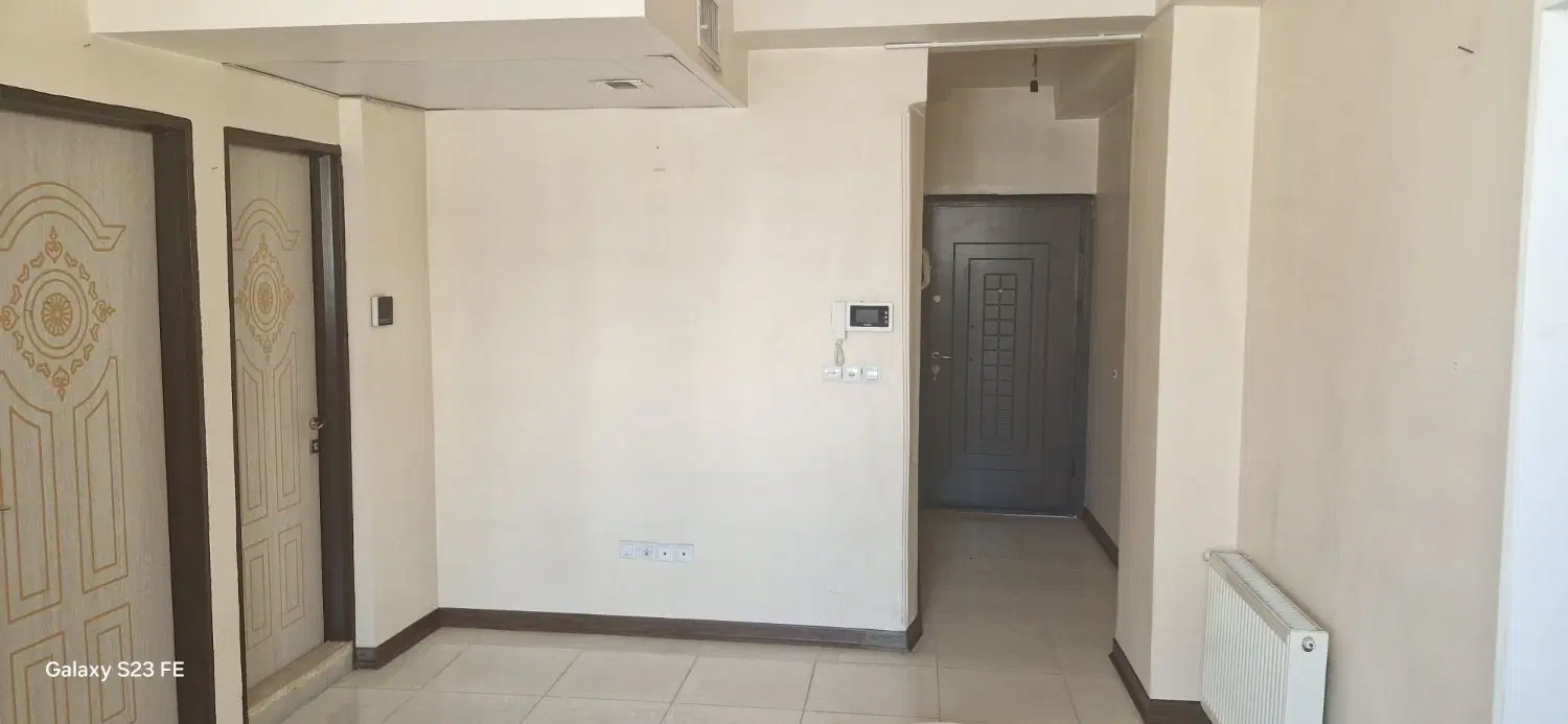 واحد ۴۳ متری پارکینگ و آسانسور طبقه دوم