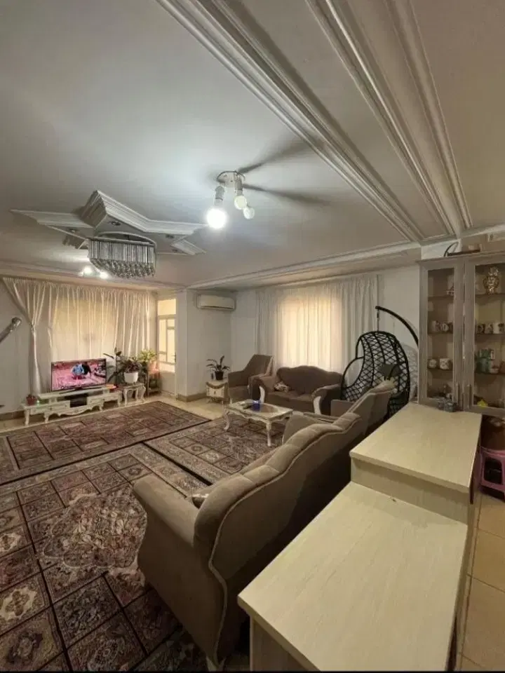 آپارتمان ۱۲۰ متری سند تک برگ فروش فوری