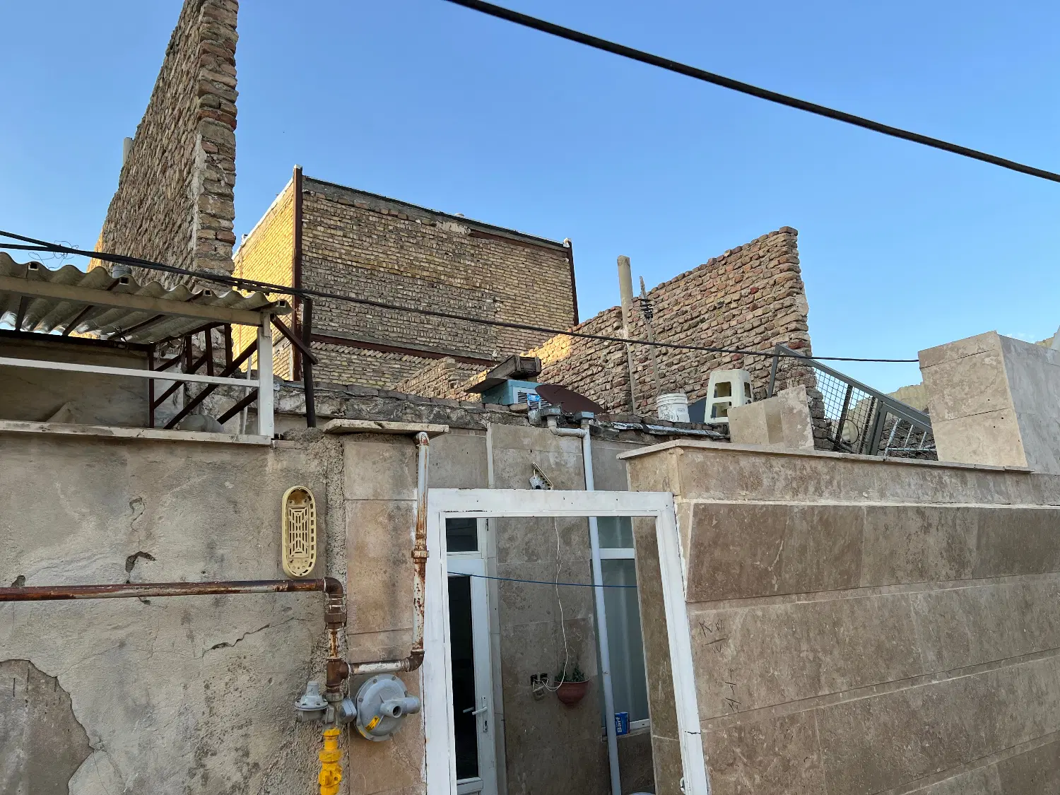خانه مسکونی در ملک آباد ۷۲متر