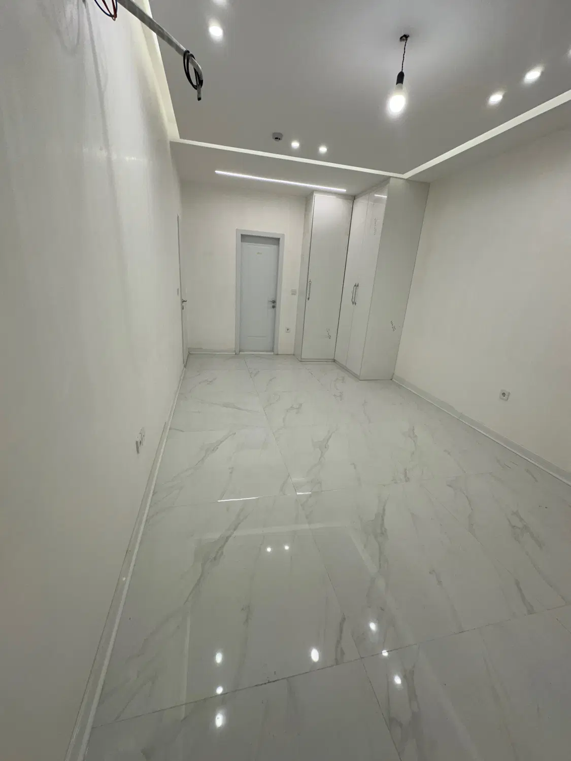 ۱۸۵ متر نوساز شخصی ساز۳ خواب مستر، مطبخ فول