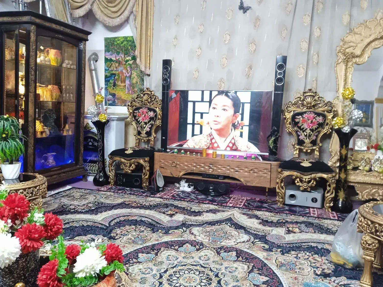 آپارتمان۶۰۰
