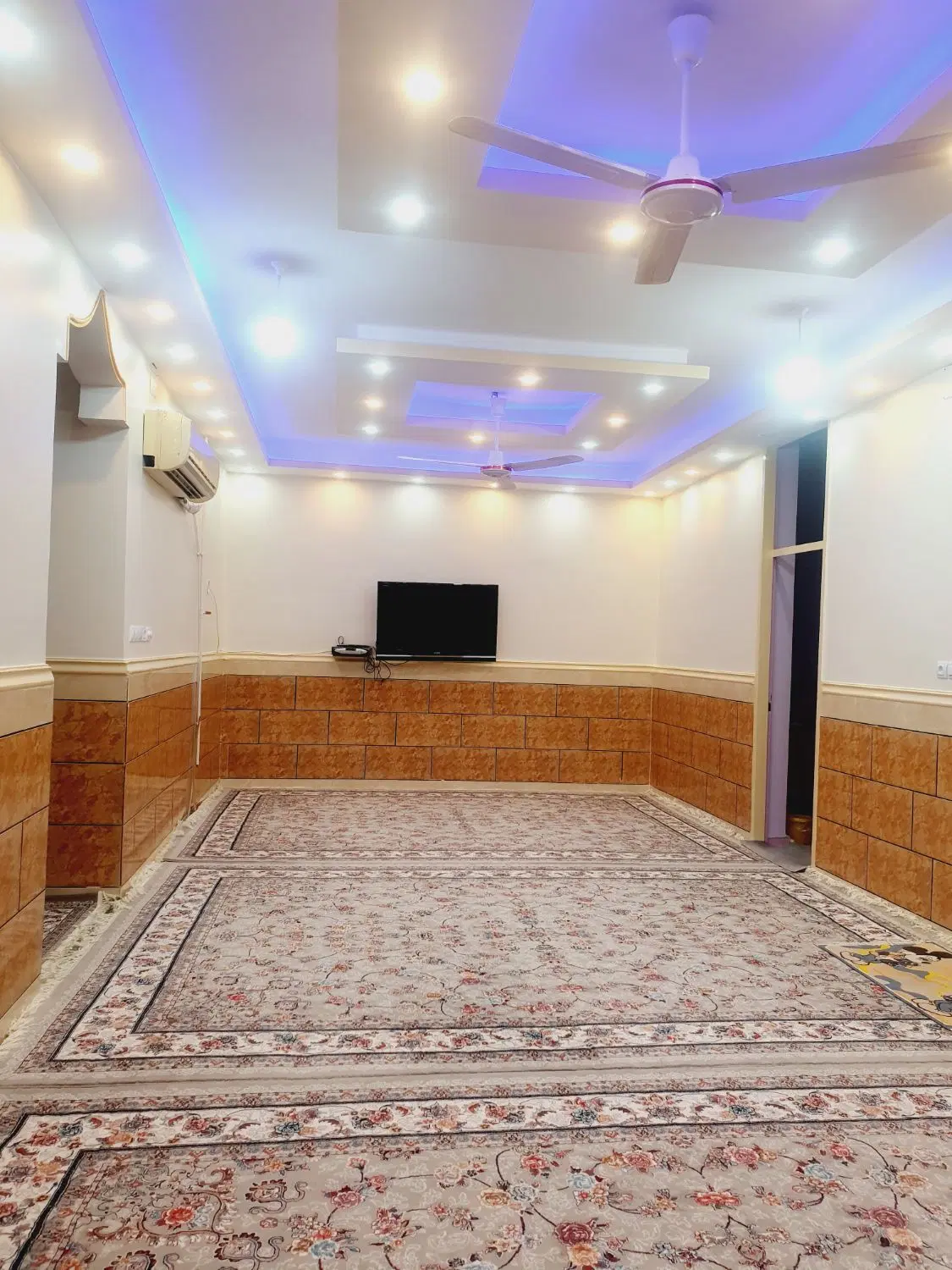 خانه ویلایی در ام طمیر