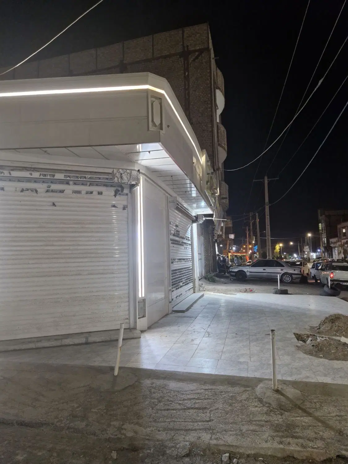 ملک تجاری ومسکونی