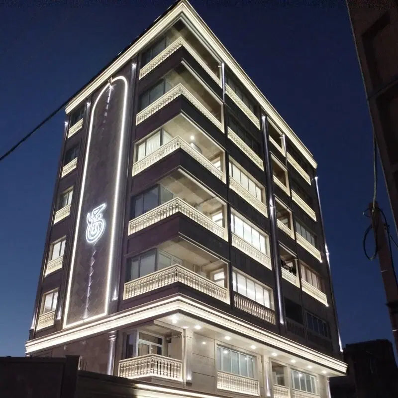 خانه کلنگی بر بلوار بام