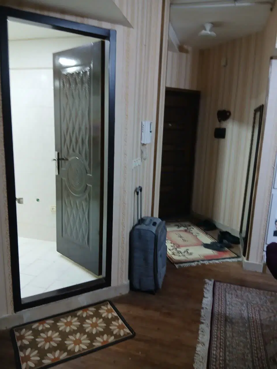 فروش آپارتمان سرافرازی